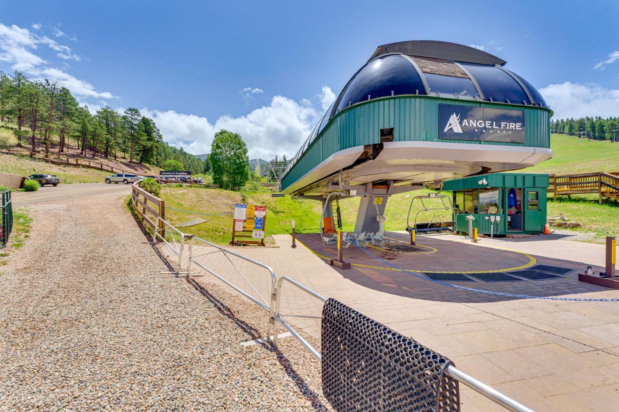 Angel Fire Mountain Condo Steps To Ski Resort! Екстер'єр фото